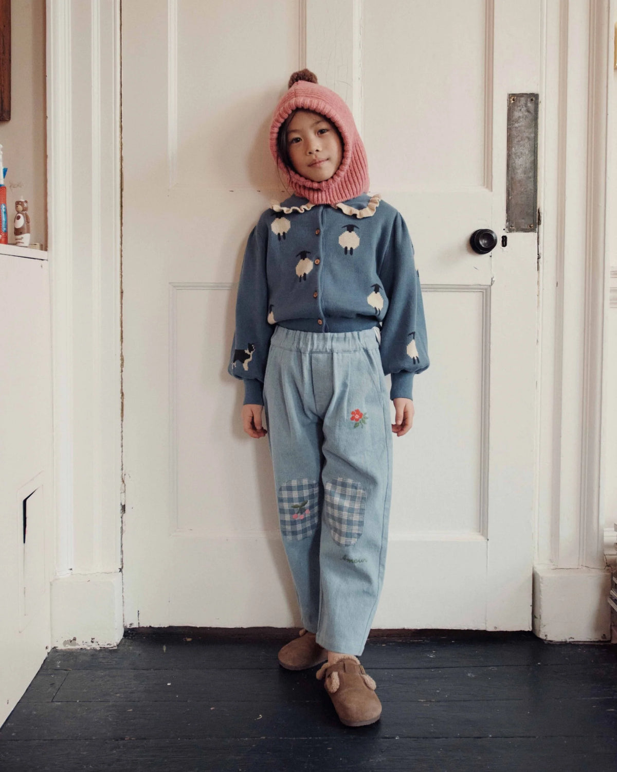 CARROT PANTS Light denim knee pads