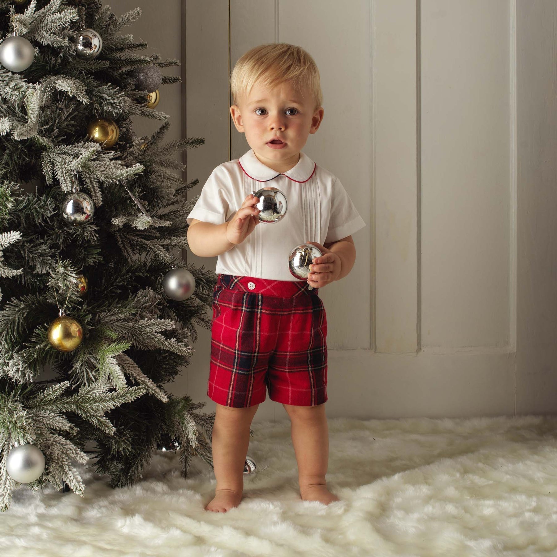 RED TARTAN SHIRT AND SHORTS SET