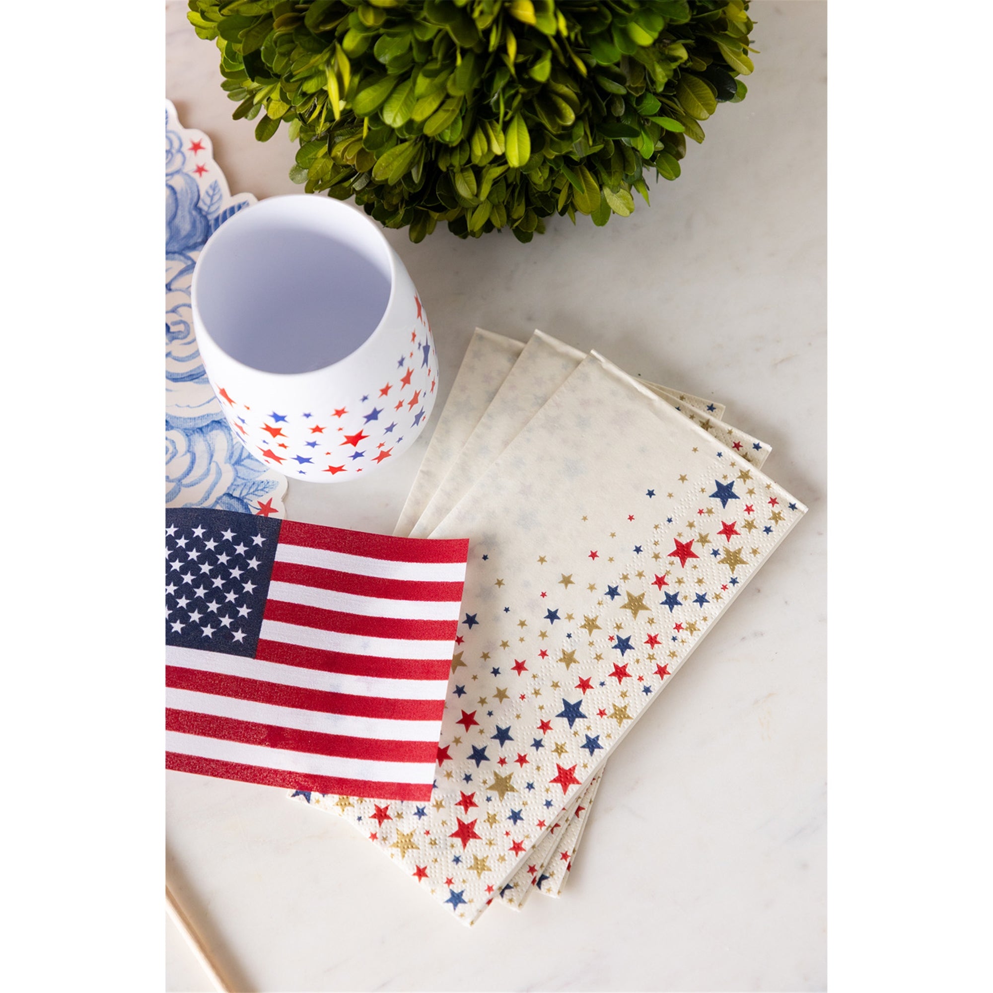 STAR-SPANGLED GUEST NAPKIN - PACK OF 16