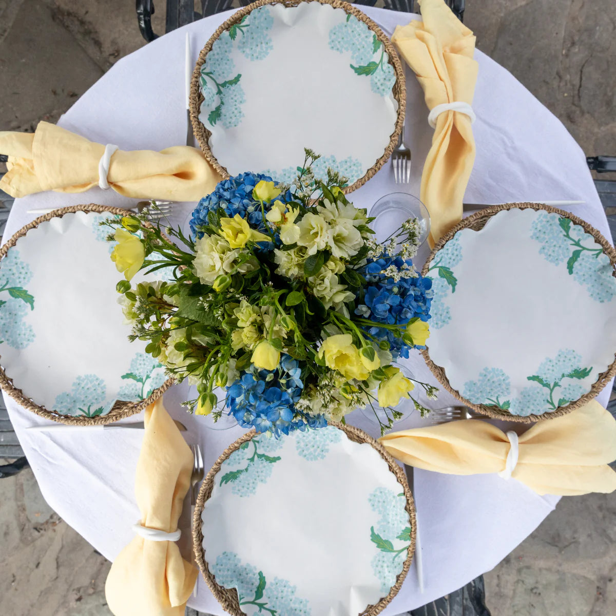 "Garden Party" Hydrangea flat plate liners