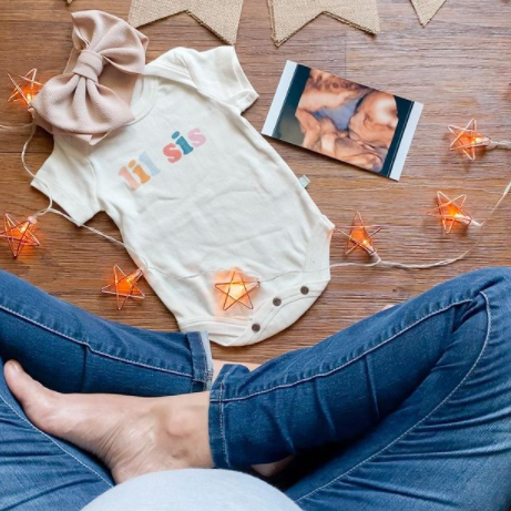 Baby graphic bodysuit | lil sis