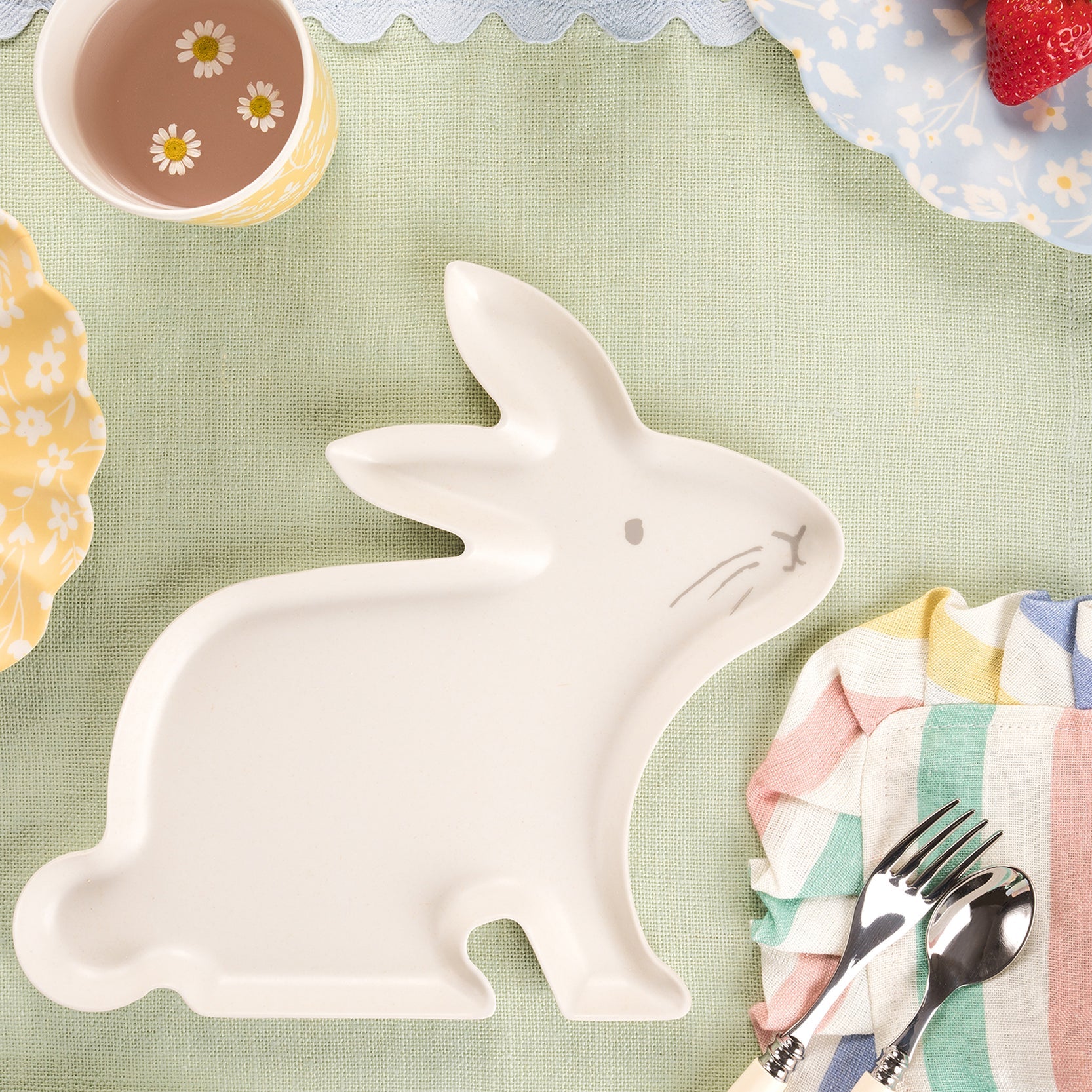Reusable Bamboo Bunny Plates