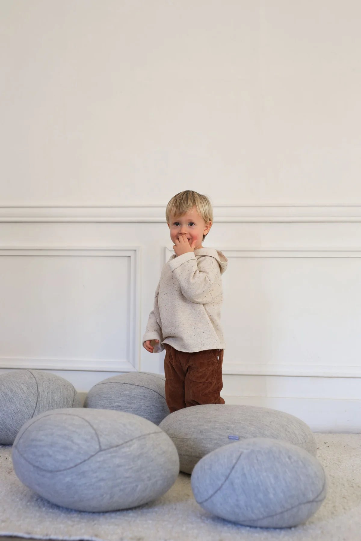 BERNARD BOTONATO FLEECE SWEATER - RICE
