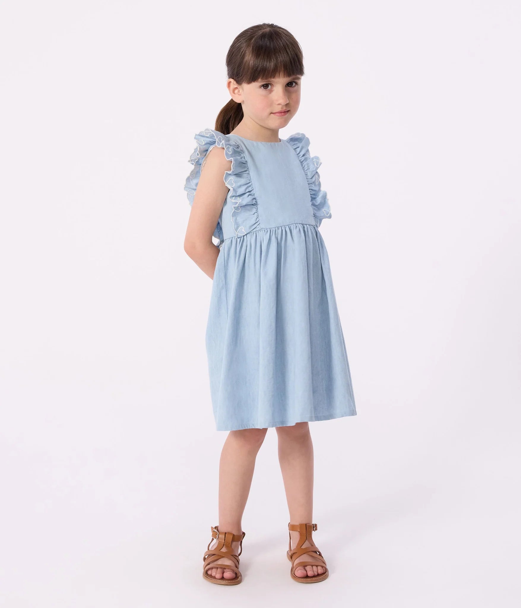 Girl sleeveless chambray dress with embro ruffles
