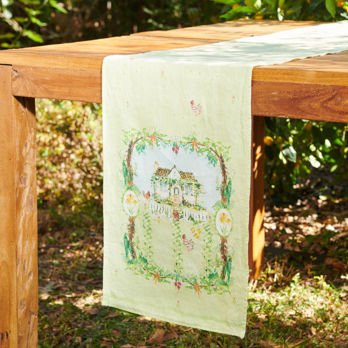 English Cottage Table Runner
