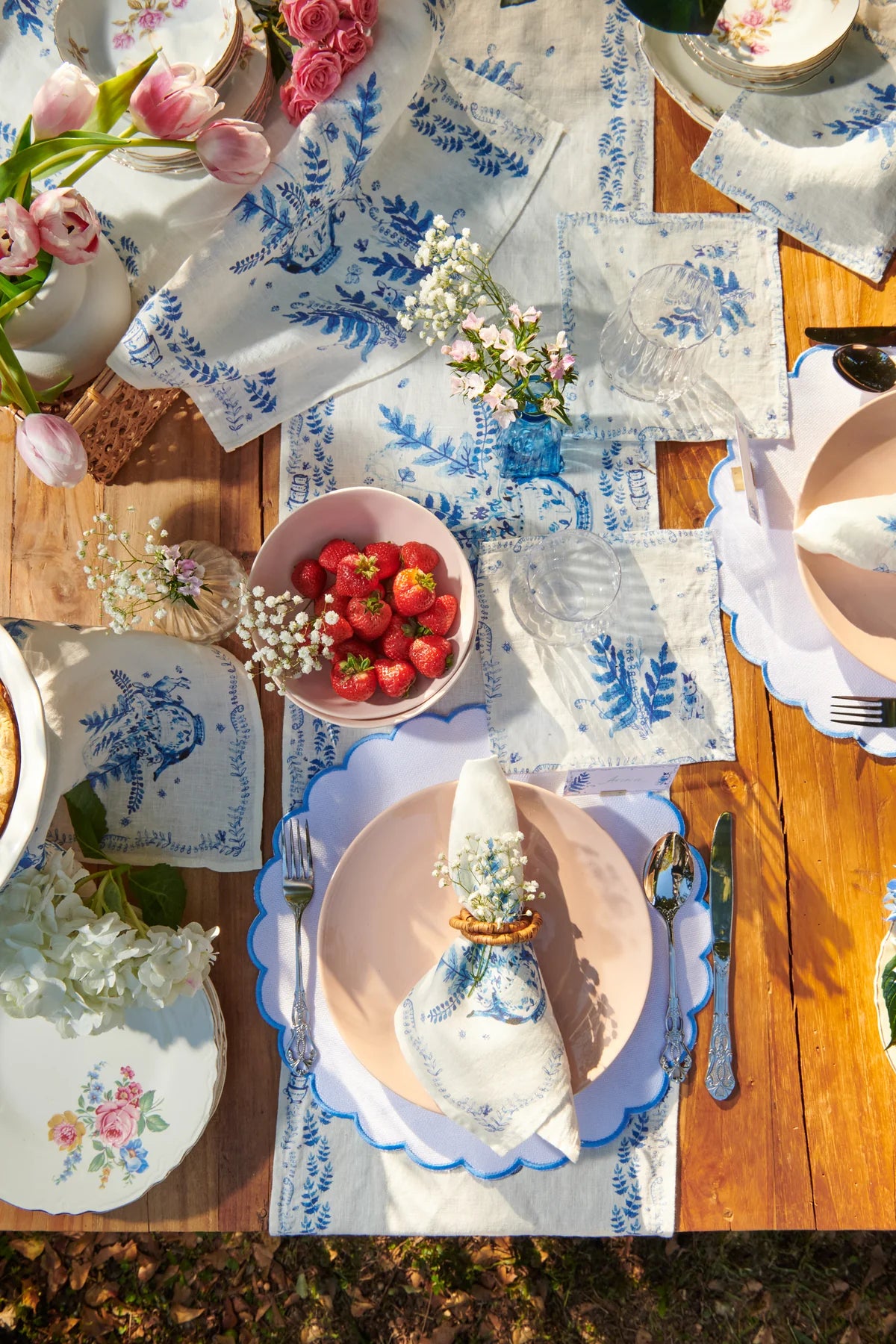 Easter Toile Dinner Napkins