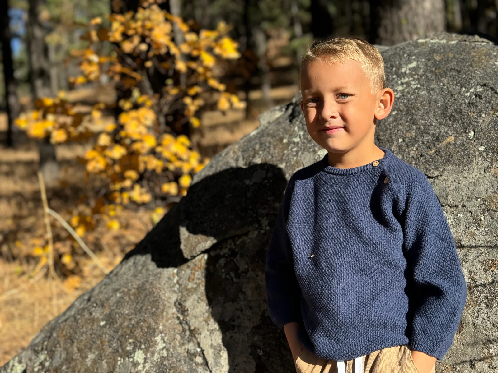 ROAN NAVY BLUE SWEATER