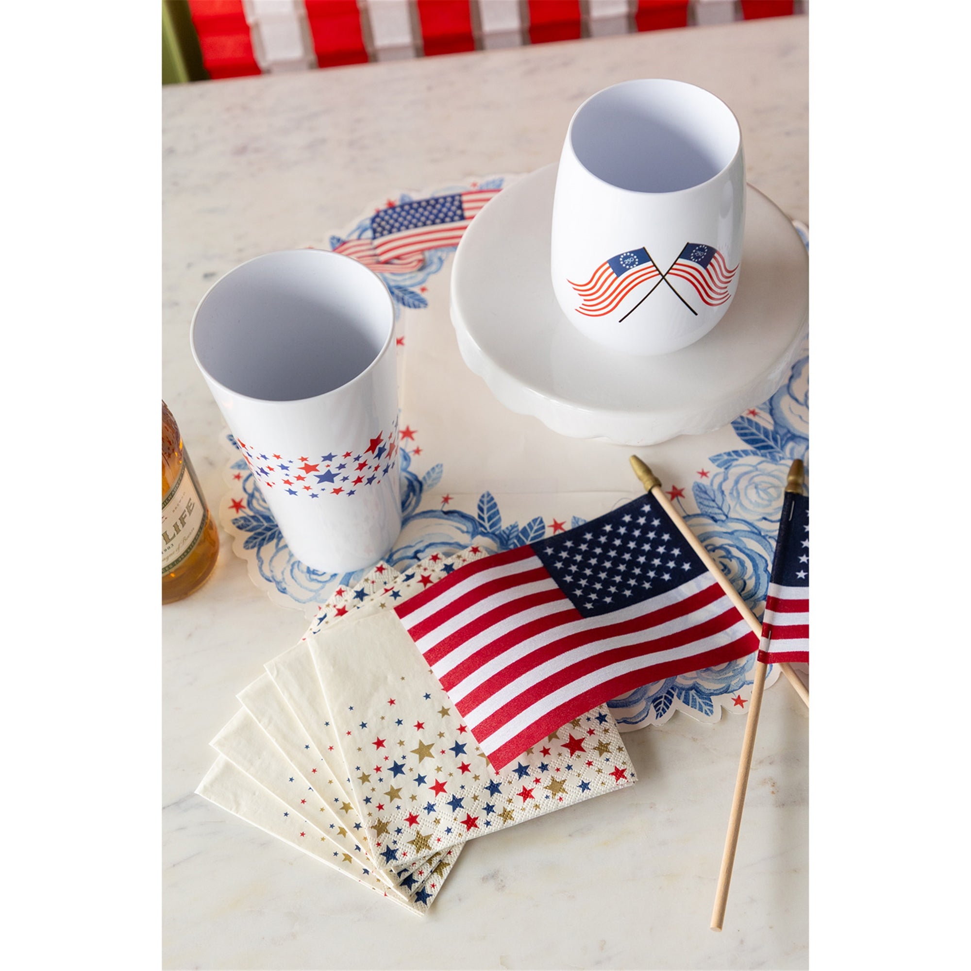 STAR-SPANGLED COCKTAIL NAPKIN - PACK OF 20
