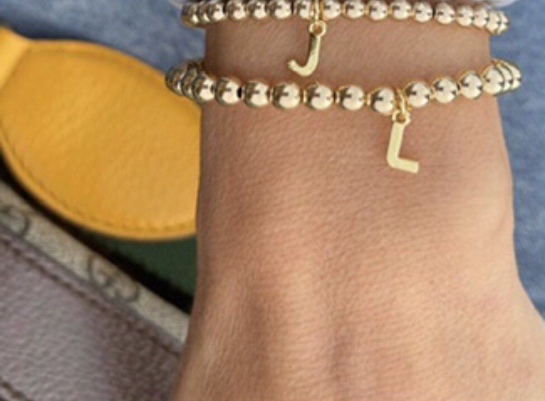 WOMEN'S JEWELRY - GOLD BEAD INITIAL BRACELET